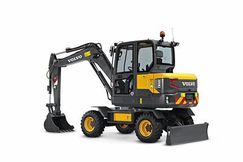 BRH 8T PELLE A PNEU VOLVO (copie)